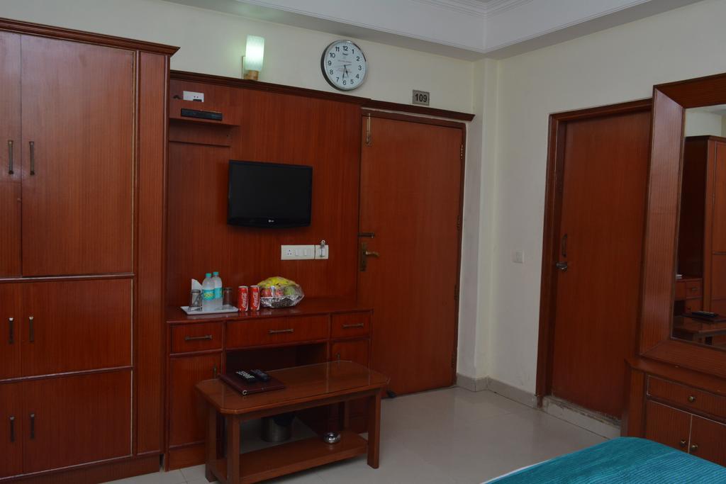 Airport Hotel Vishal Residency Νέο Δελχί Εξωτερικό φωτογραφία