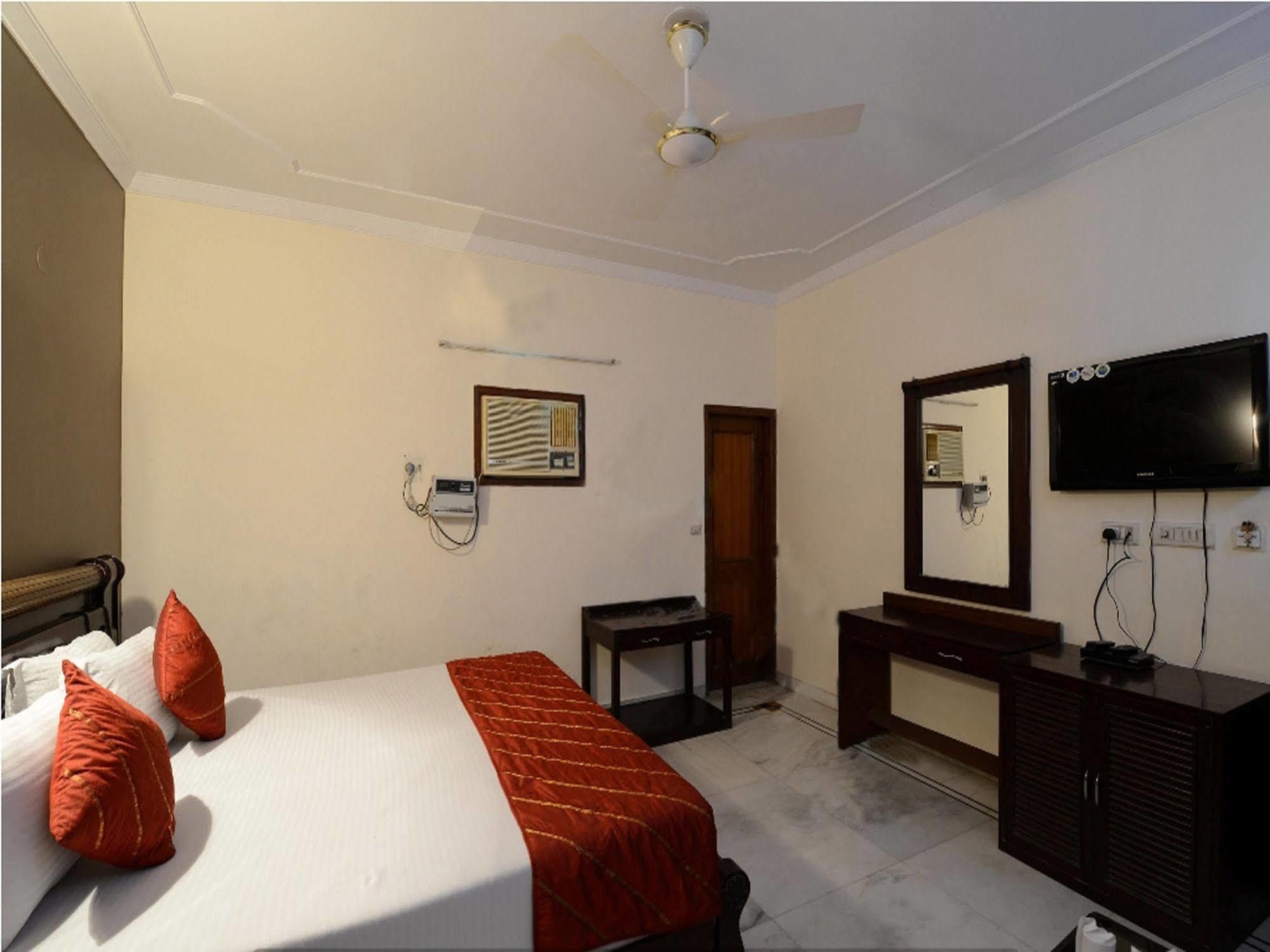 Airport Hotel Vishal Residency Νέο Δελχί Εξωτερικό φωτογραφία